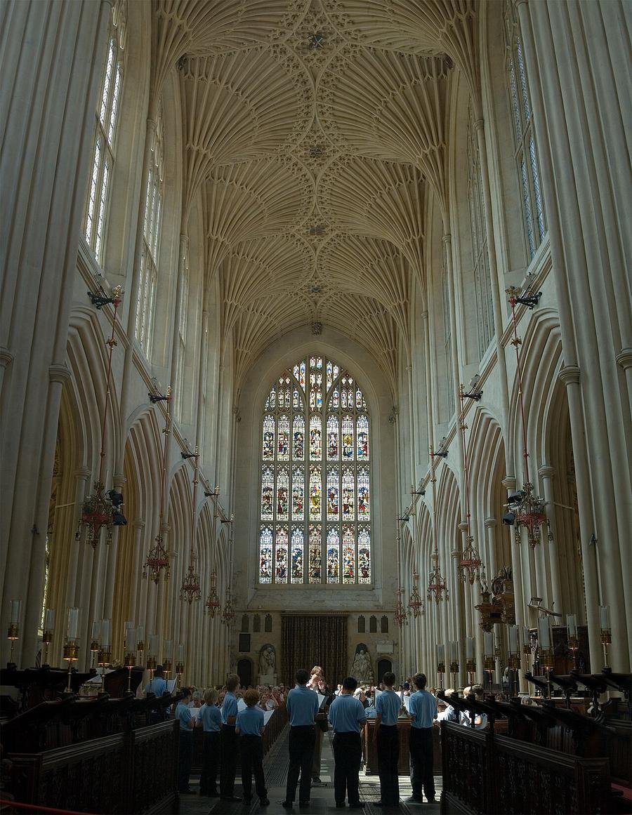 The fan vaulted ceiling of Bath Abbey