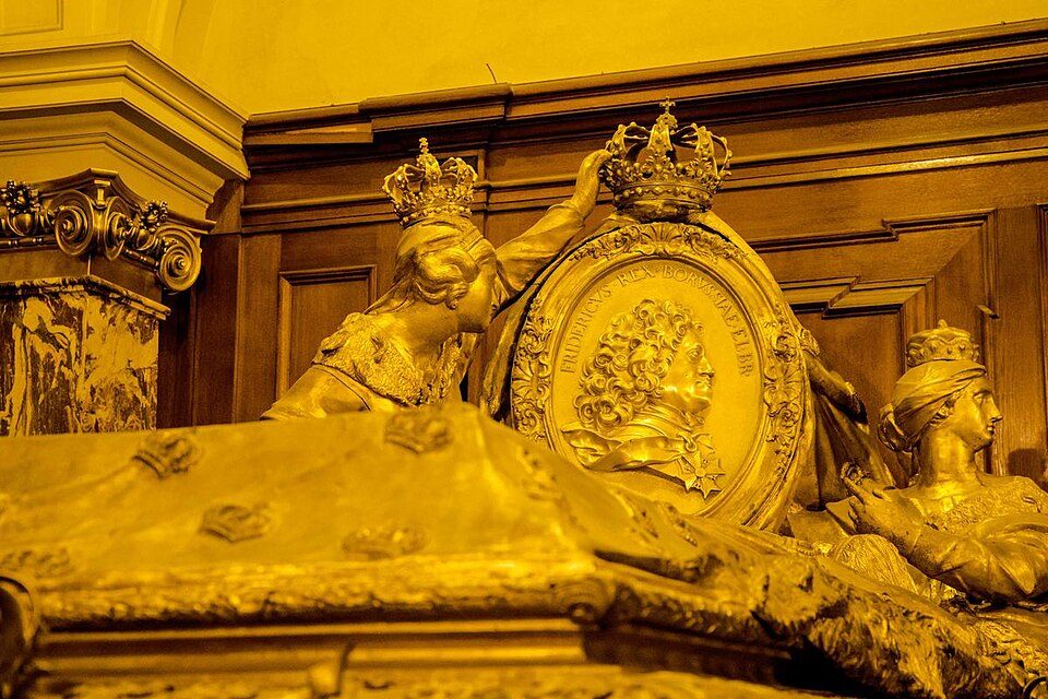 The gilded sarcophagus of King Frederick I of Prussia by Andreas Schl&uuml;ter in Berlin Cathedral
