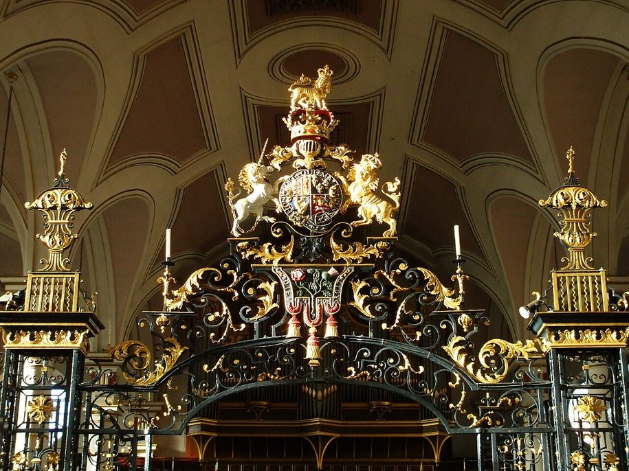 Robert Bakewell's black and gold wrought-iron screen across the chancel of Derby Cathedral