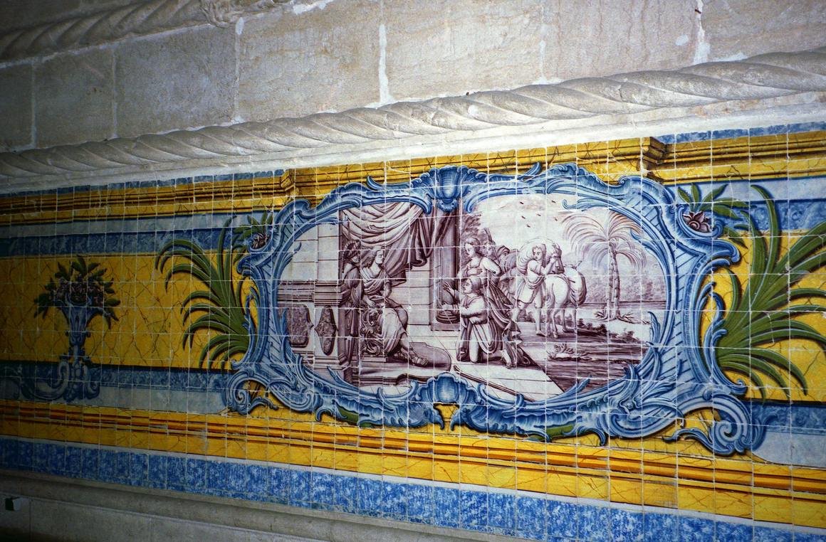 Eighteenth-century blue and white azulejo tiles lining the refectory at Jeronimos Monastery