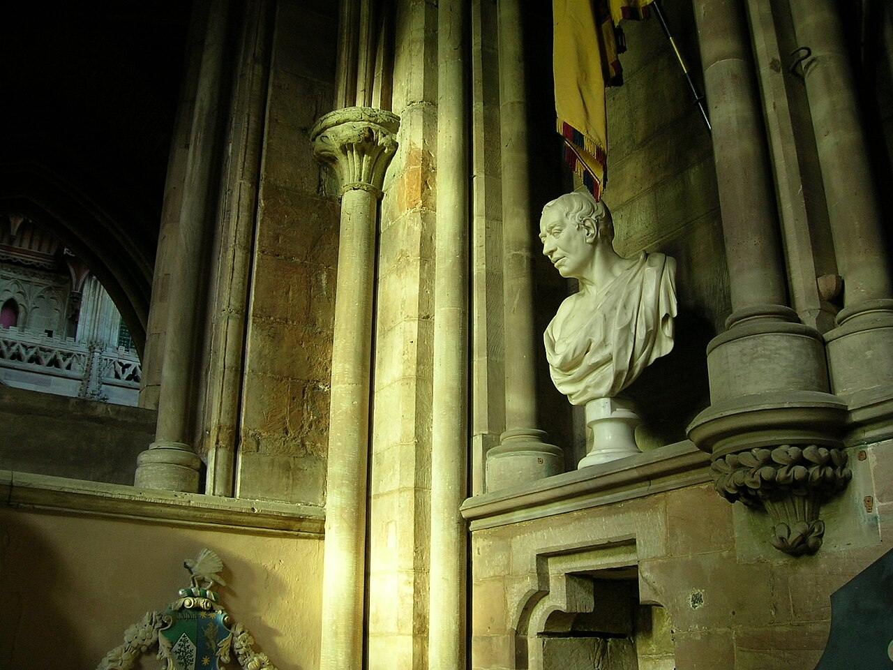 A marble bust of Samuel Johnson in Lichfield Cathedral