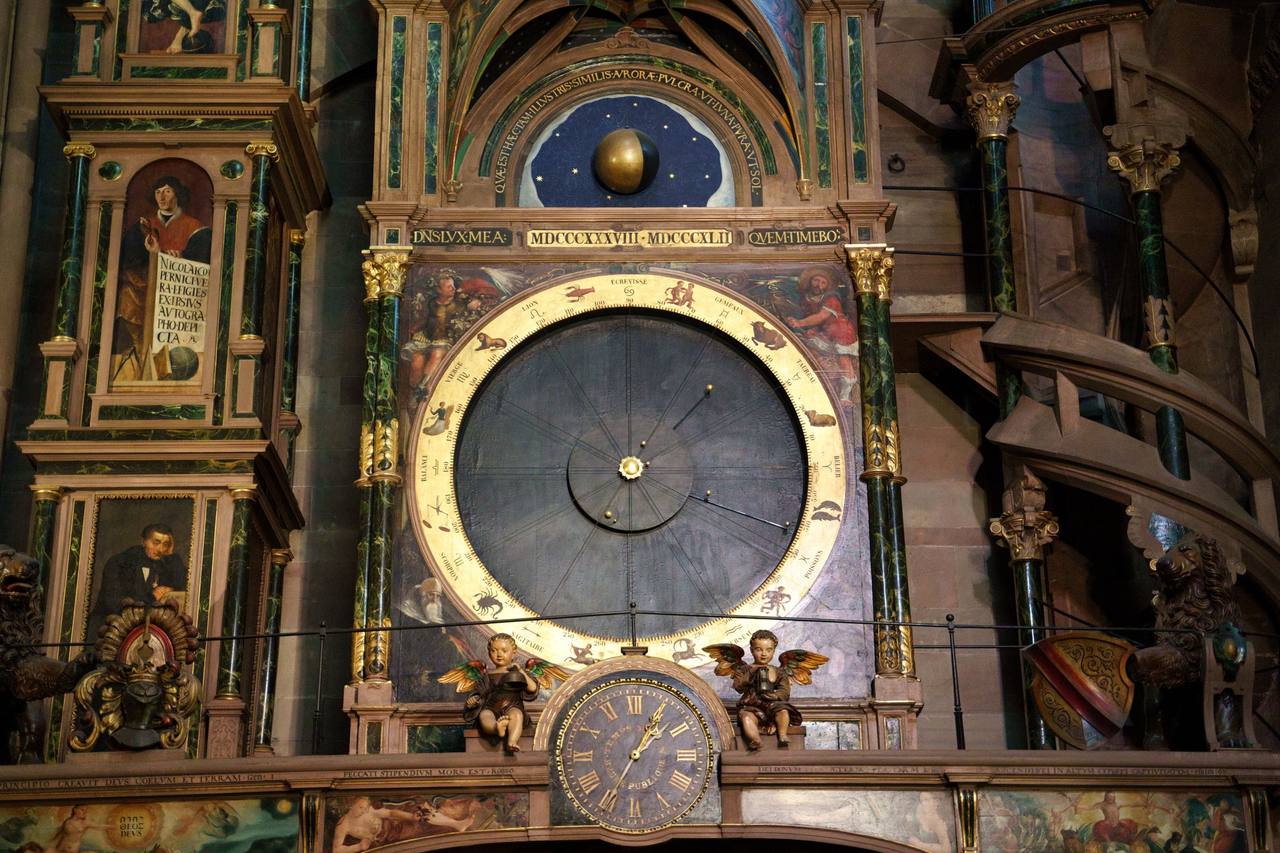 Close view of the dials and cherubs on the Strasbourg astronomical clock