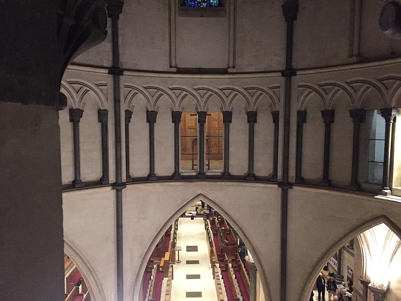 The arcaded gallery above the Round of Temple Church, with round-headed and pointed arches