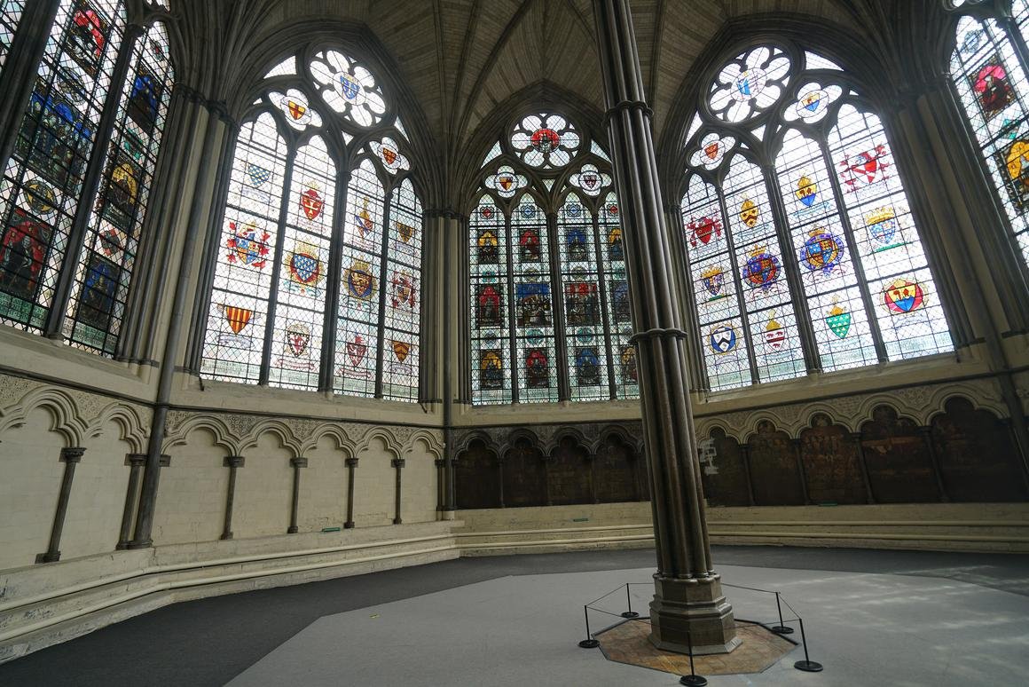 The octagonal Chapter House at Westminster Abbey with its central pillar