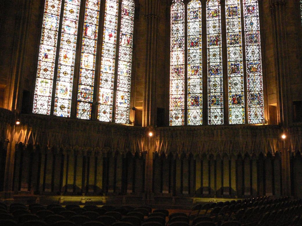 The octagonal Chapter House of York Minster with its canopied stalls